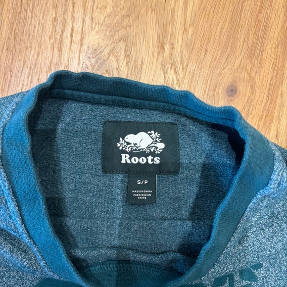 Roots Classic Beaver Green Crewneck Sweatshirt - Picture 6 of 11